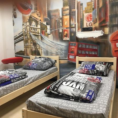 Underground Hostel Київ Екстер'єр фото